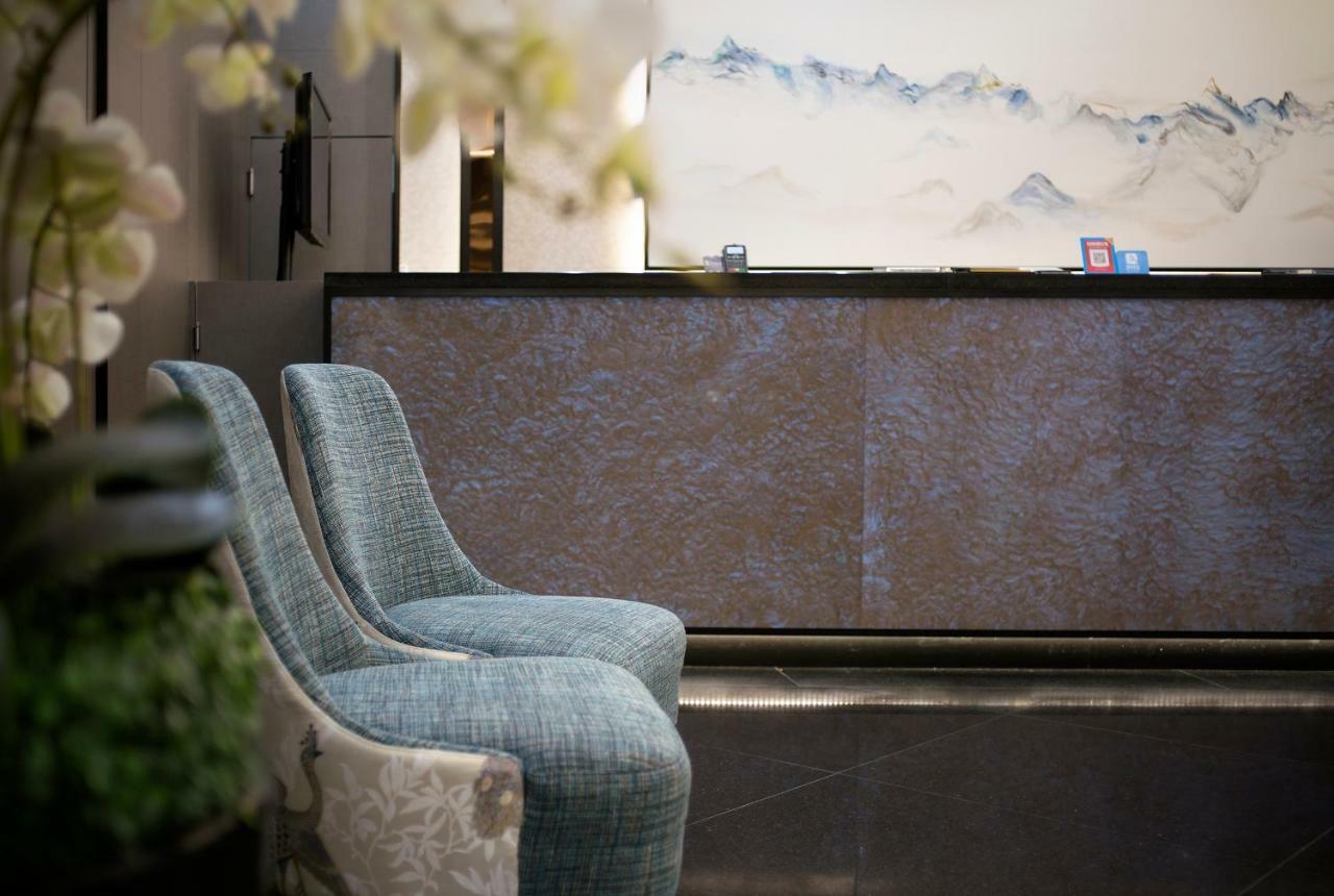V Hotel Lavender Сингапур Екстериор снимка